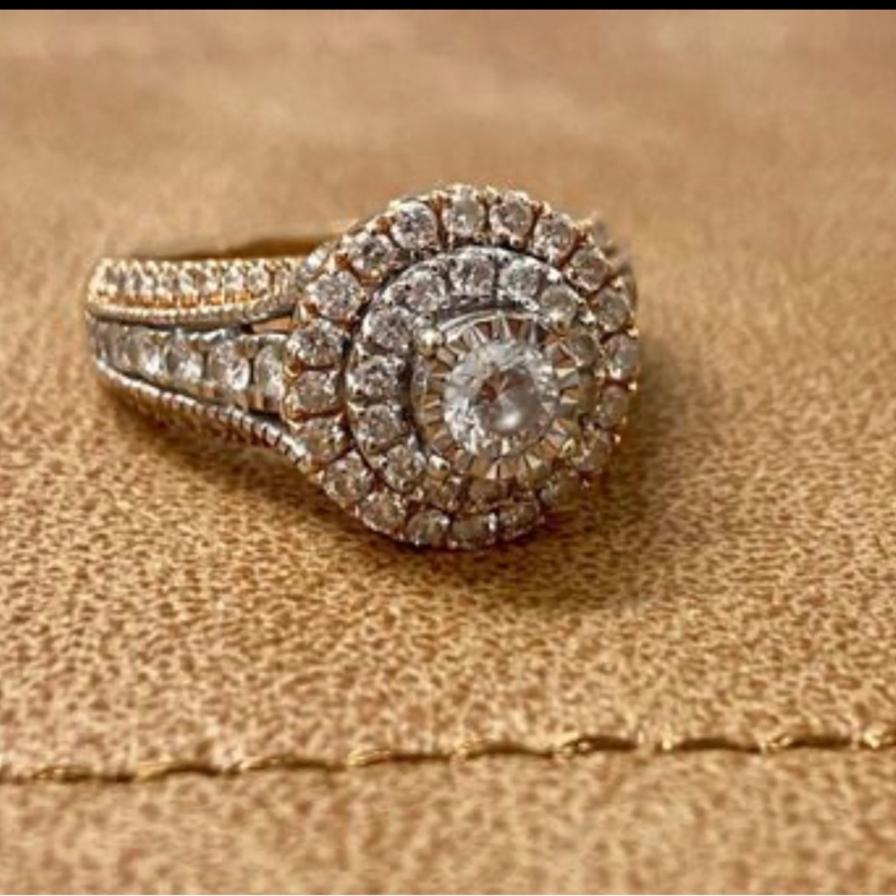 Ring Size 7.5 - Picture 8 of 11